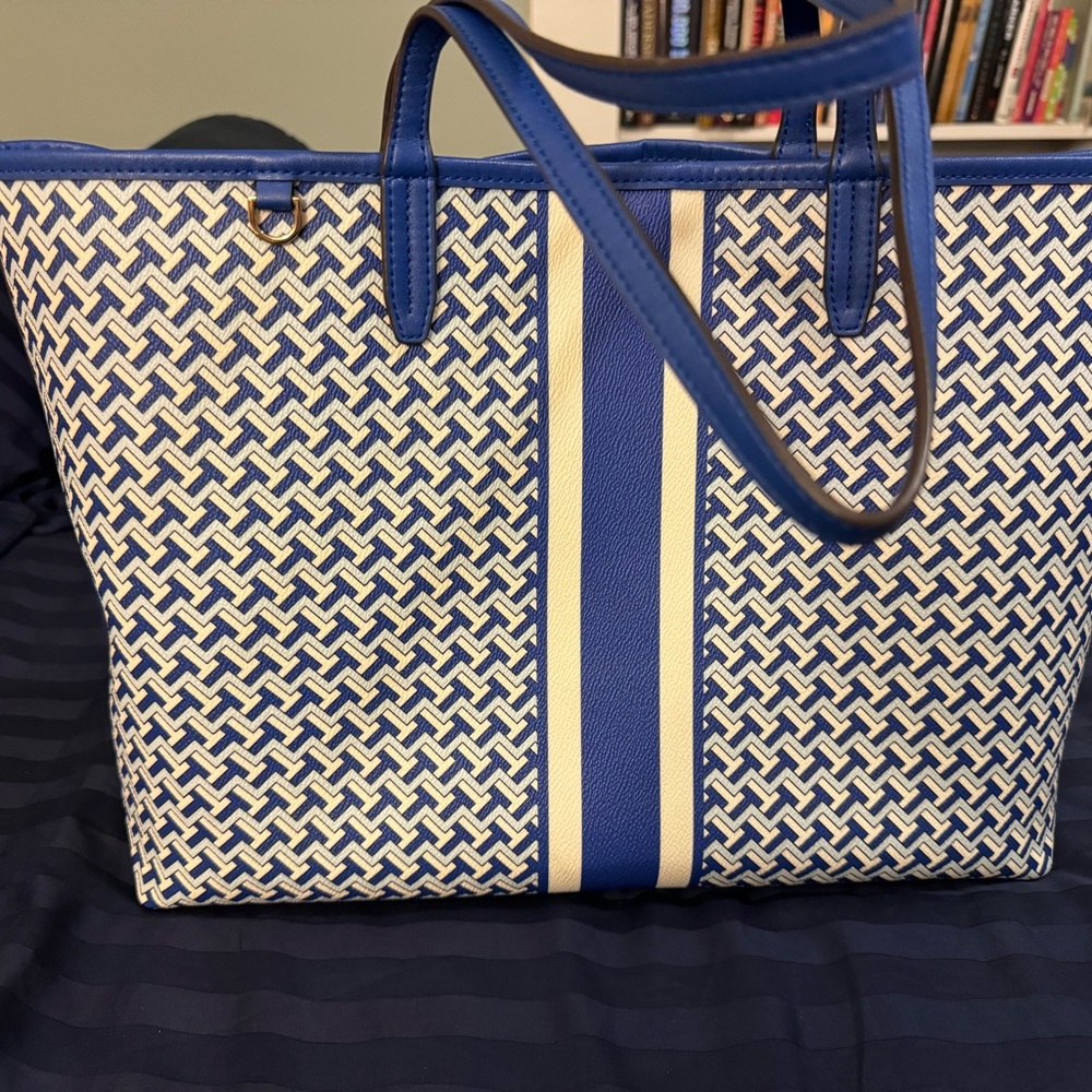 Tory Burch Tilt Blue Tzag T Allover Zag Tote